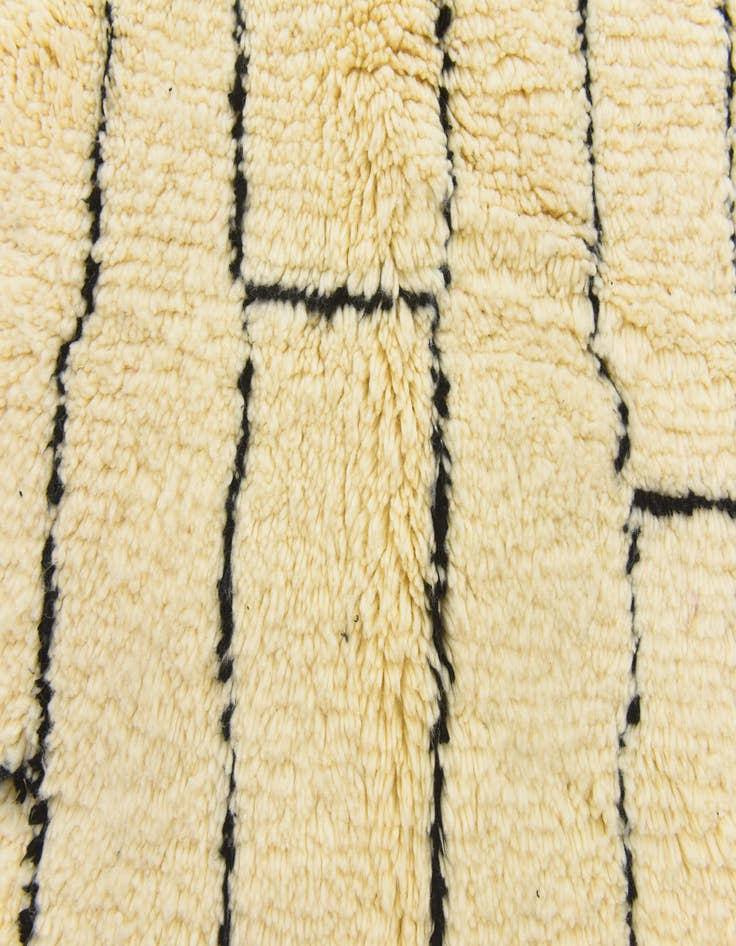 Detail image of  6' 9 x 10' 5  Hand Knotted Moroccan Wool Rug