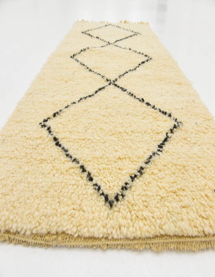 Detail image of  2' 9 x 4' 8  Hand Knotted Moroccan Wool Rug