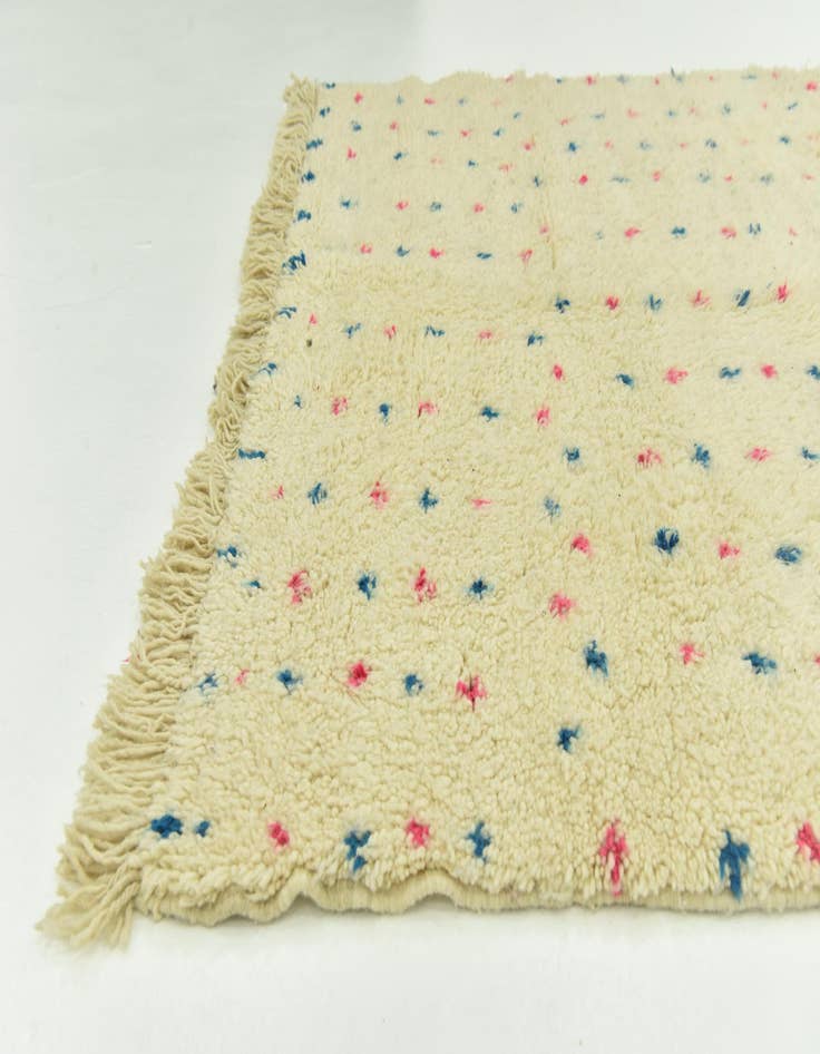 Detail image of  4' 10 x 6' 7  Hand Knotted Moroccan Wool Rug