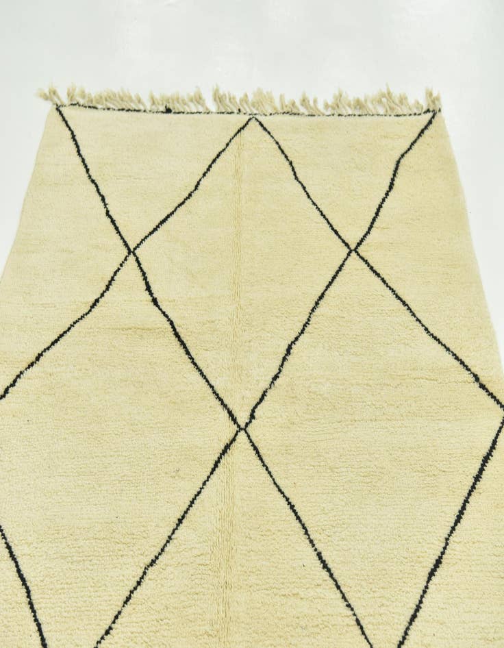 Detail image of  5' 3 x 7' 9  Hand Knotted Moroccan Wool Rug