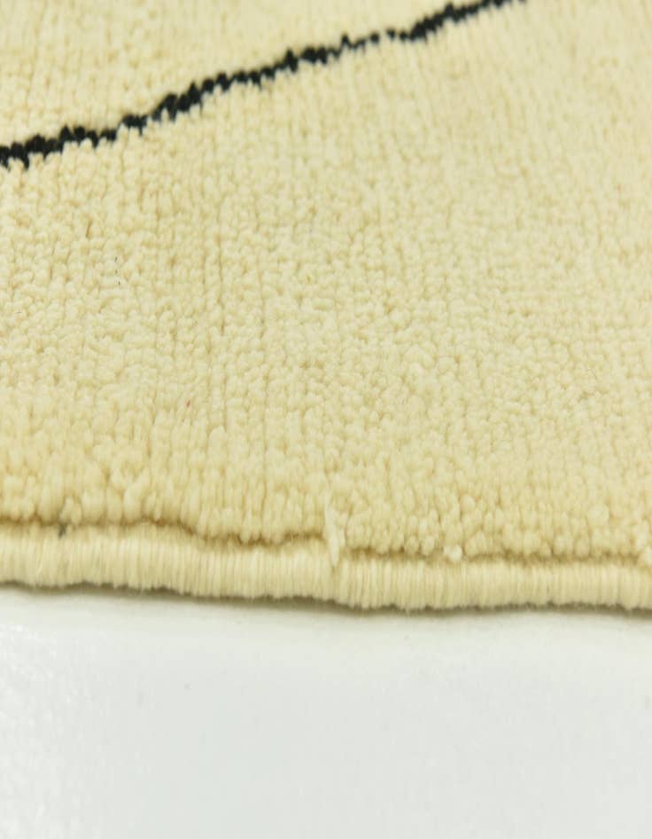 Detail image of  5' 3 x 7' 9  Hand Knotted Moroccan Wool Rug