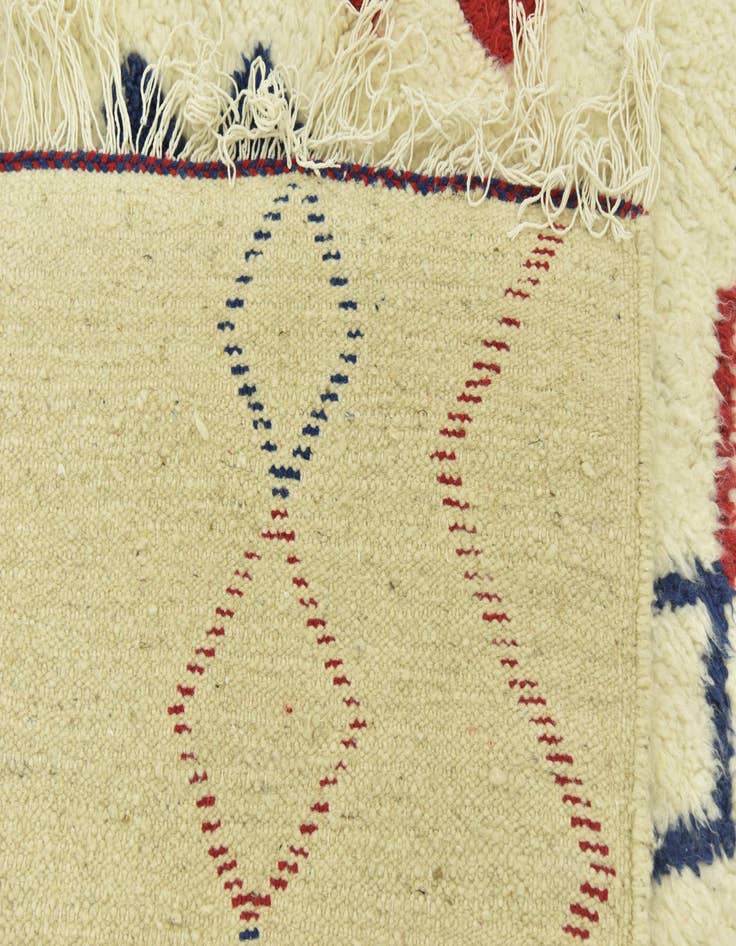 Detail image of  5' 1 x 8' 5  Hand Knotted Moroccan Wool Rug
