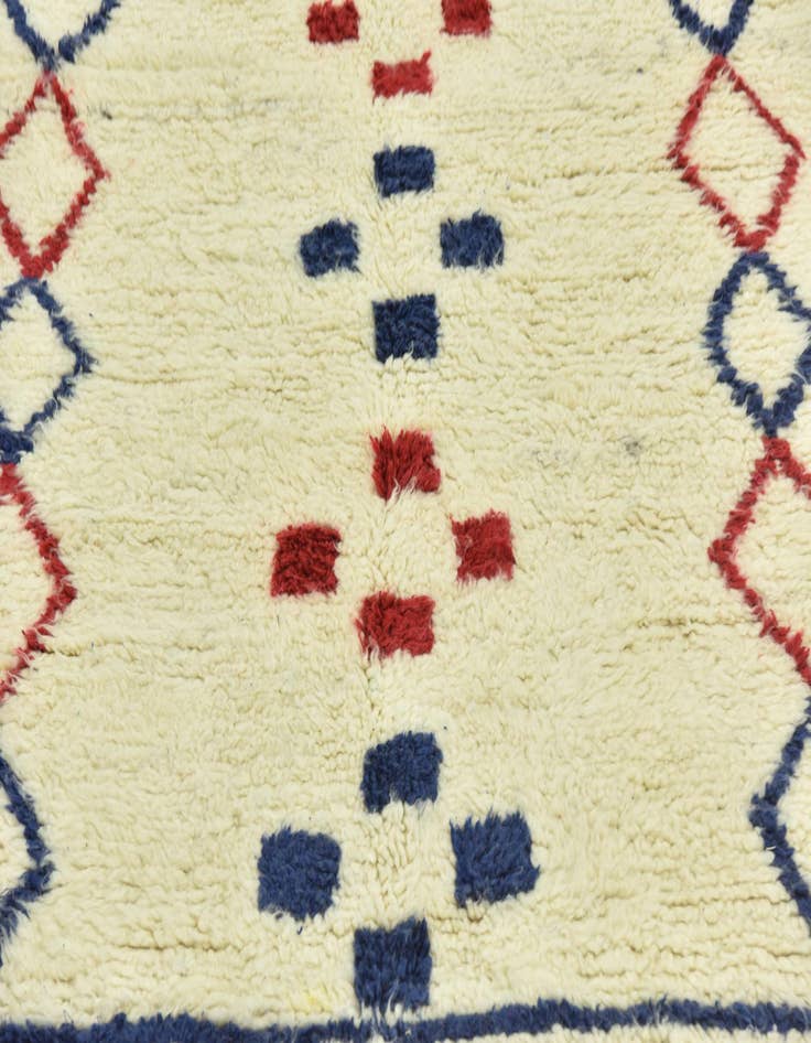 Detail image of  5' 1 x 8' 5  Hand Knotted Moroccan Wool Rug