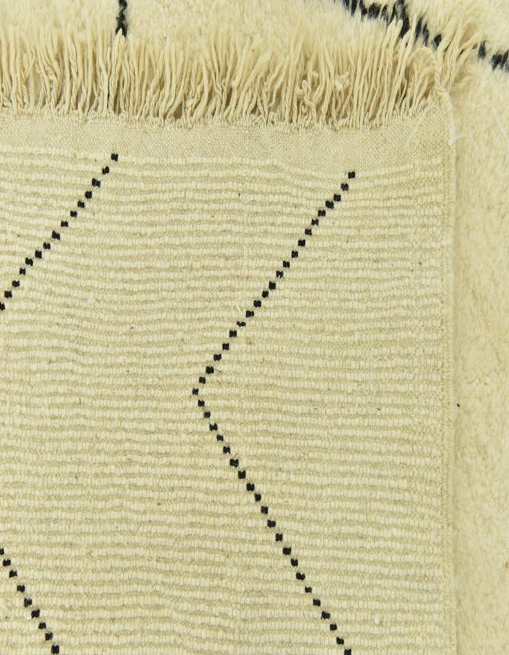 Detail image of  5' 1 x 7' 7  Hand Knotted Moroccan Wool Rug