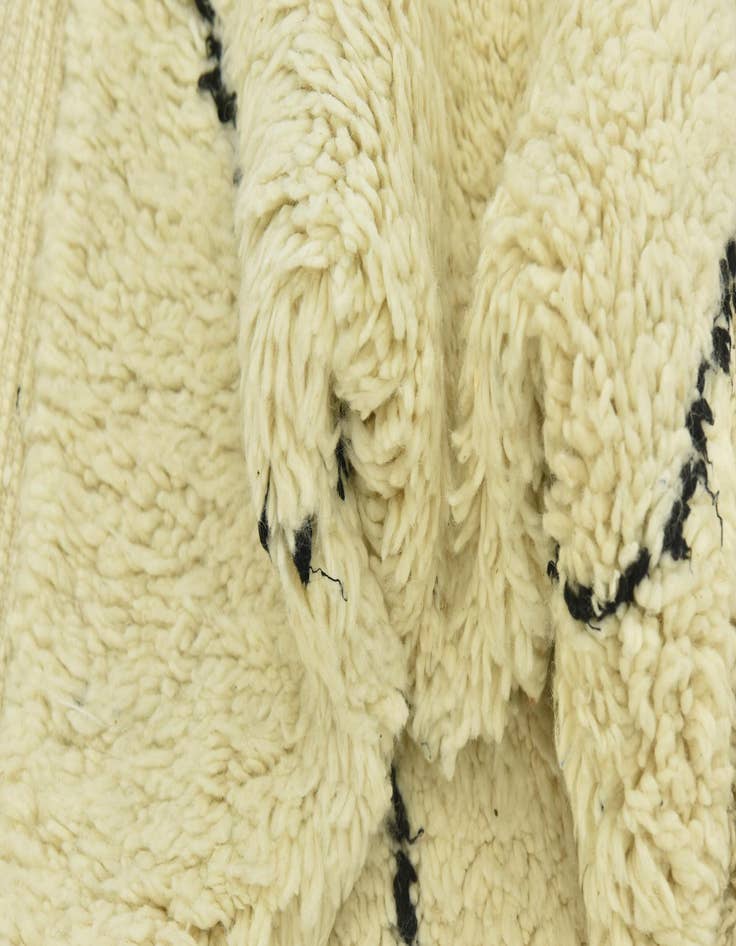 Detail image of  5' 2 x 8' 2  Hand Knotted Moroccan Wool Rug