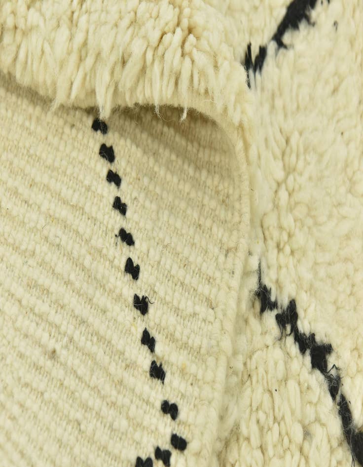 Detail image of  5' 2 x 8' 2  Hand Knotted Moroccan Wool Rug