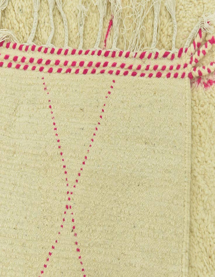 Detail image of  4' 10 x 8'  Hand Knotted Moroccan Wool Rug