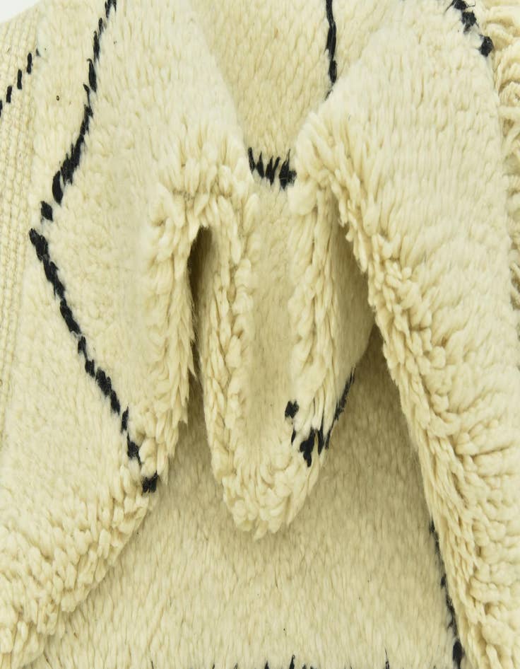 Detail image of  5' 2 x 8' 3  Hand Knotted Moroccan Wool Rug