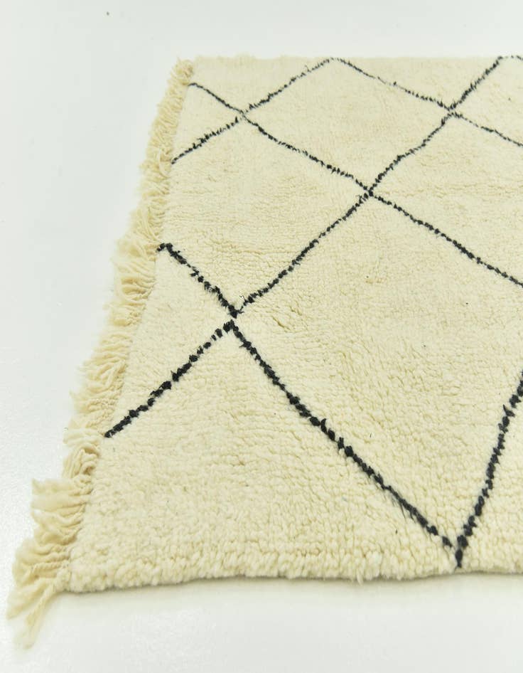 Detail image of  5' 2 x 8' 3  Hand Knotted Moroccan Wool Rug