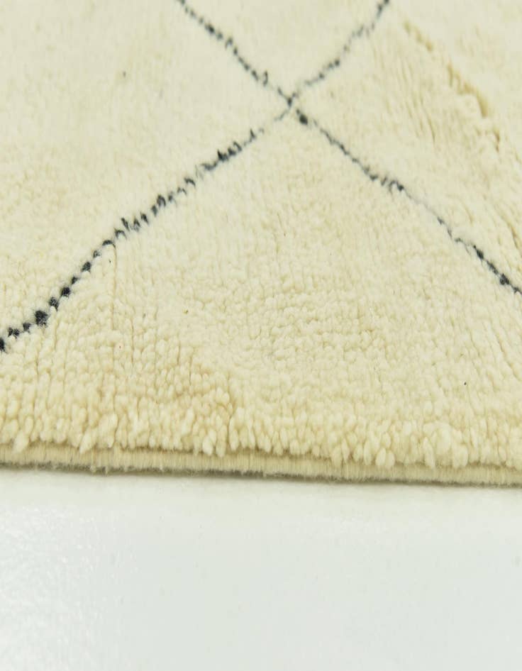 Detail image of  5' 3 x 8' 2  Hand Knotted Moroccan Wool Rug