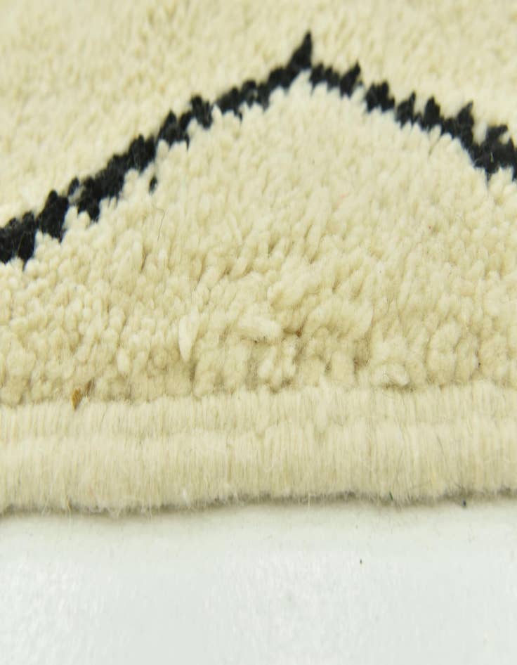 Detail image of  5' x 8' 8  Hand Knotted Moroccan Wool Rug