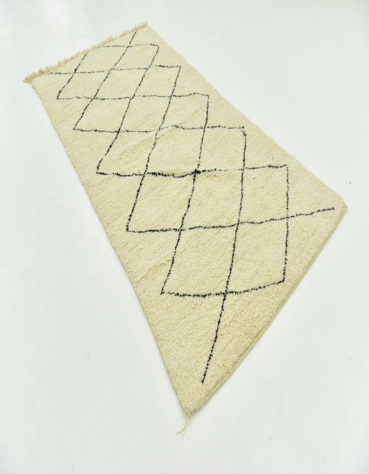 Detail image of  4' 9 x 8' 9  Hand Knotted Moroccan Wool Rug