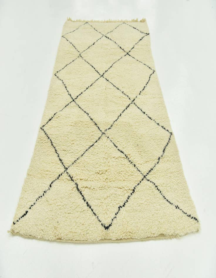 Detail image of  4' 10 x 7' 9  Hand Knotted Moroccan Wool Rug