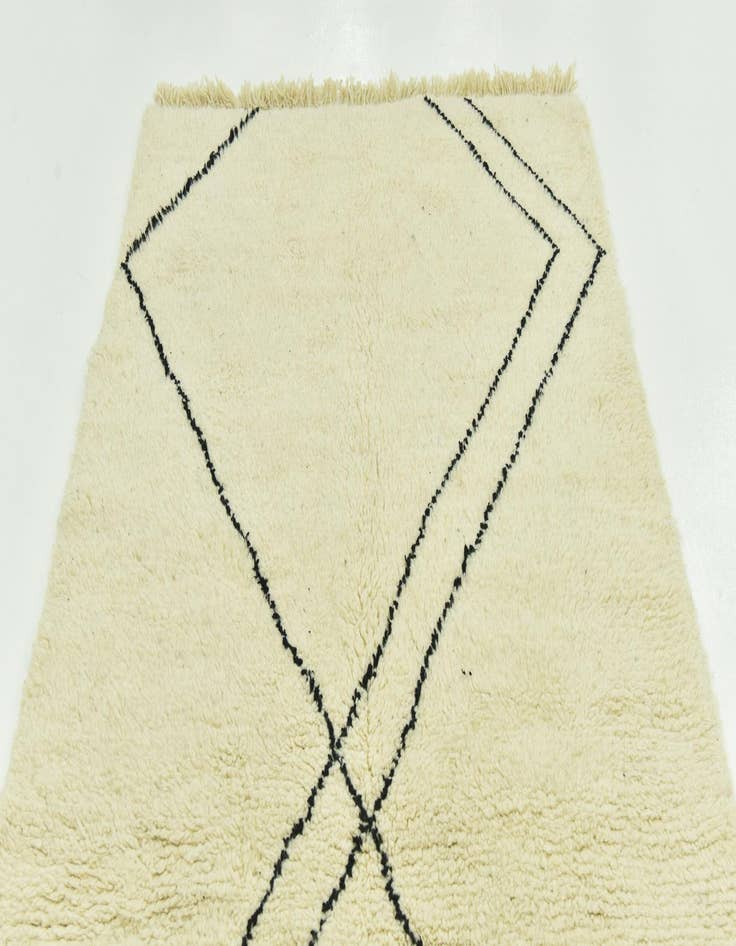 Detail image of  4' 10 x 8'  Hand Knotted Moroccan Wool Rug