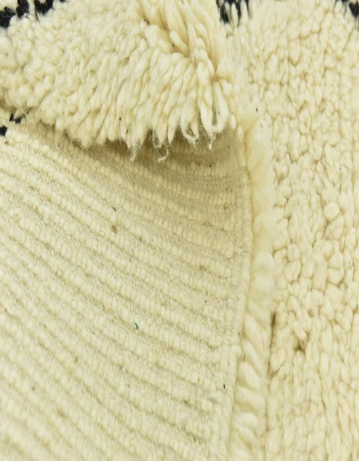 Detail image of  4' 10 x 8'  Hand Knotted Moroccan Wool Rug