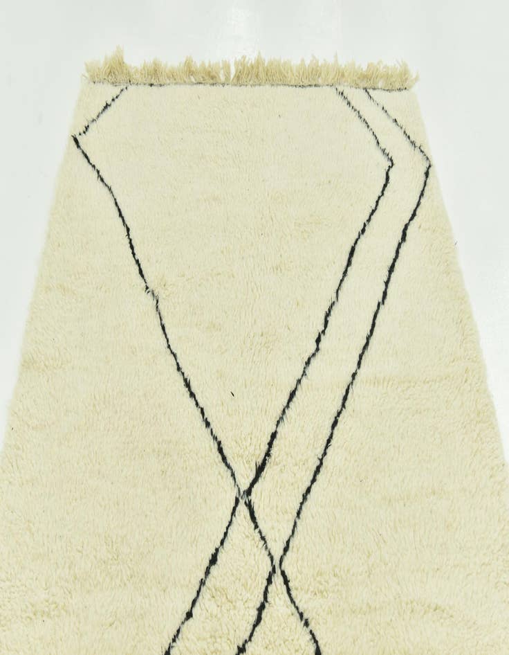 Detail image of  5' 3 x 7' 9  Hand Knotted Moroccan Wool Rug