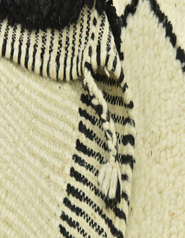 Detail image of  5' 6 x 8' 9  Hand Knotted Moroccan Wool Rug