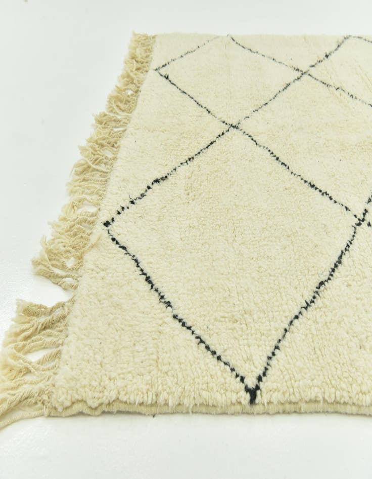 Detail image of  5' 4 x 8'  Hand Knotted Moroccan Wool Rug