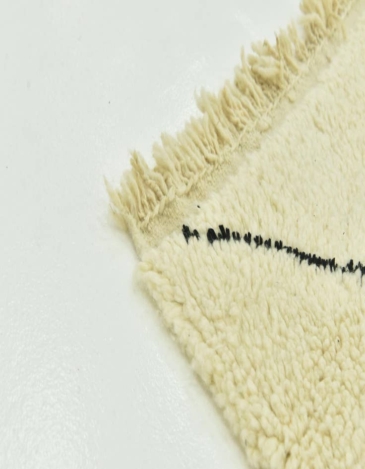 Detail image of  5' 6 x 7' 8  Hand Knotted Moroccan Wool Rug