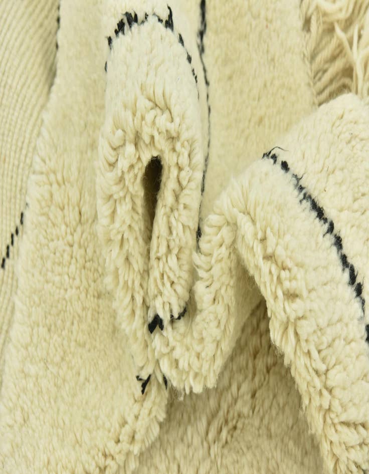 Detail image of  7' 2 x 9' 7  Hand Knotted Moroccan Wool Rug