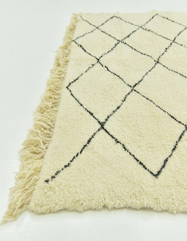 Detail image of  7' 2 x 9' 7  Hand Knotted Moroccan Wool Rug