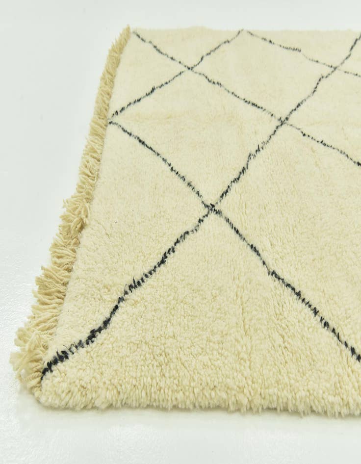 Detail image of  6' 6 x 9' 10  Hand Knotted Moroccan Wool Rug