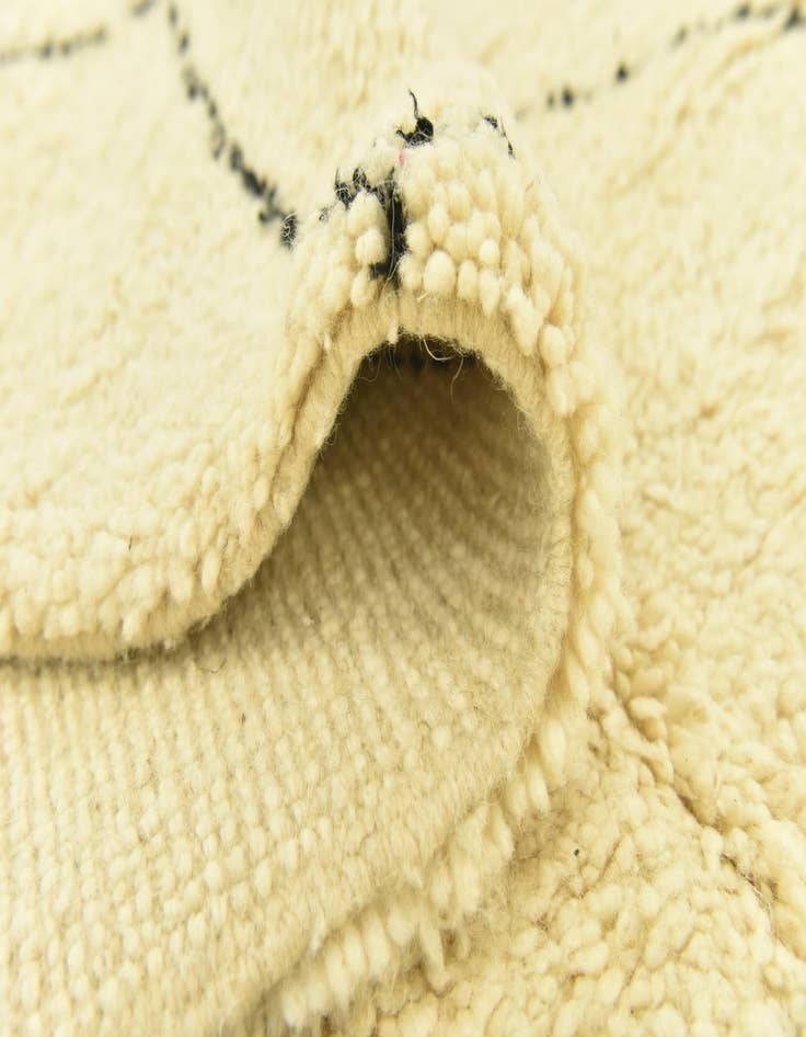 Detail image of  5' 1 x 8' 6  Hand Knotted Moroccan Wool Rug