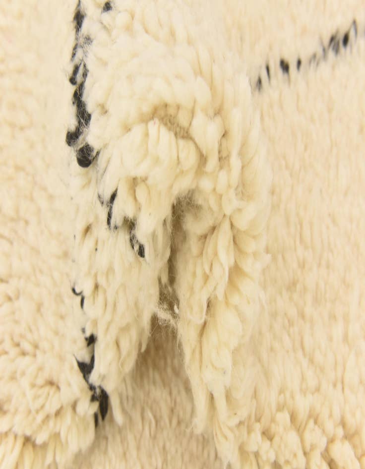 Detail image of  6' 10 x 10' 6  Hand Knotted Moroccan Wool Rug