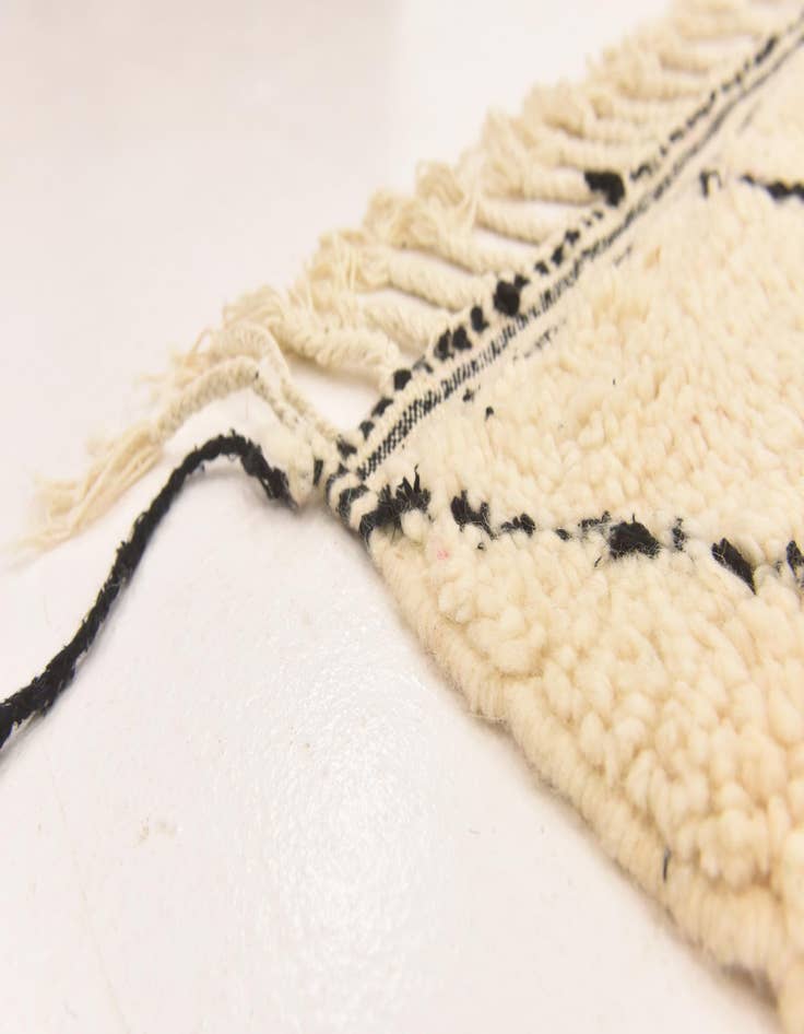 Detail image of  7' 2 x 9' 6  Hand Knotted Moroccan Wool Rug