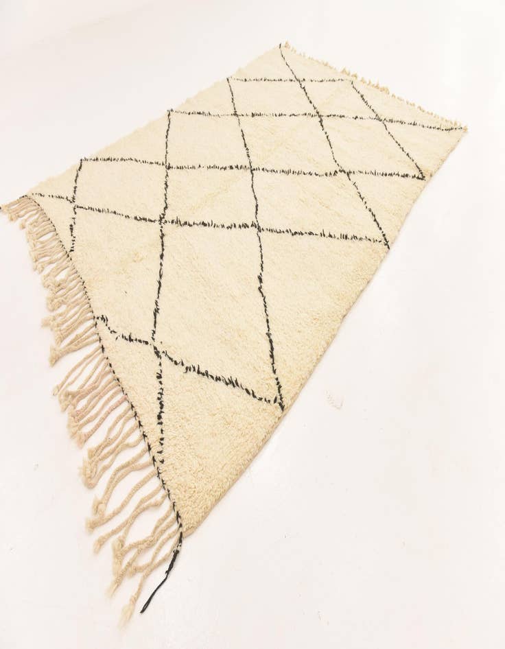 Detail image of  7' x 9' 6  Hand Knotted Moroccan Wool Rug