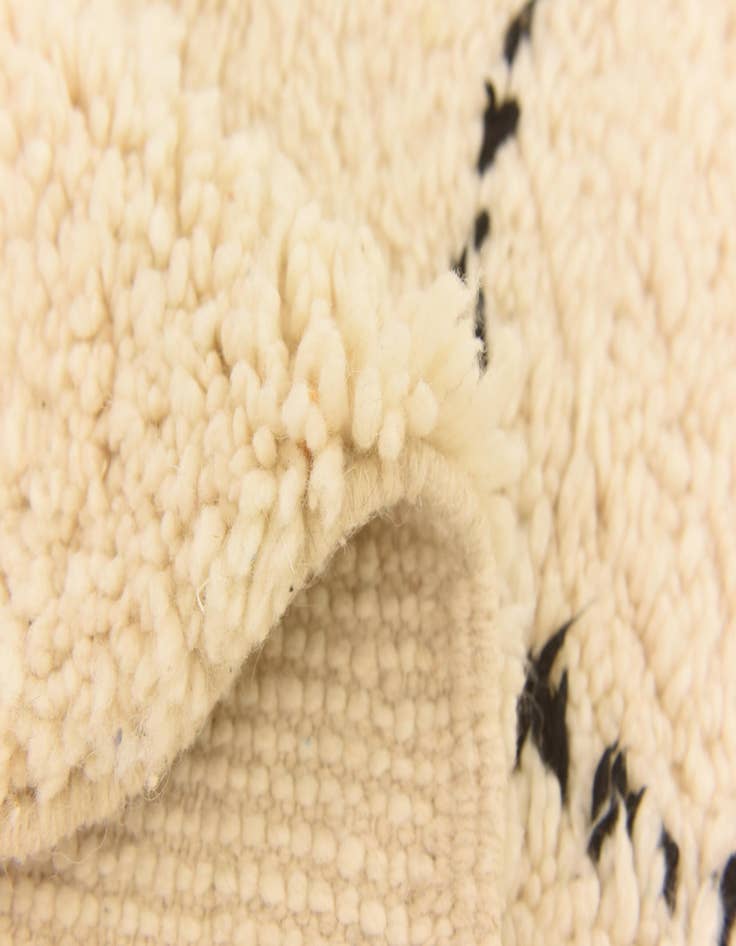 Detail image of  7' x 9' 6  Hand Knotted Moroccan Wool Rug