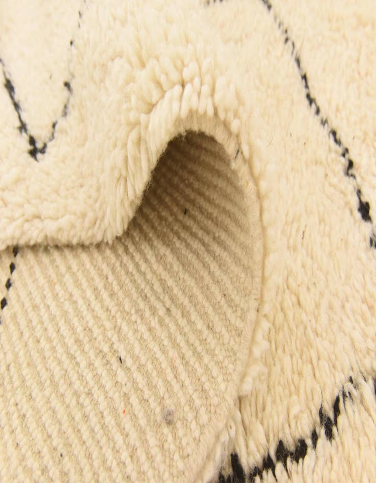 Detail image of  7' 1 x 9' 10  Hand Knotted Moroccan Wool Rug