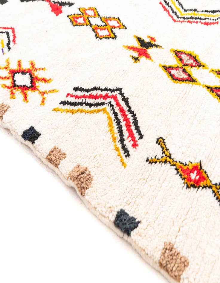 Detail image of  4' 2 x 6' 7  Hand Knotted Moroccan Wool Rug