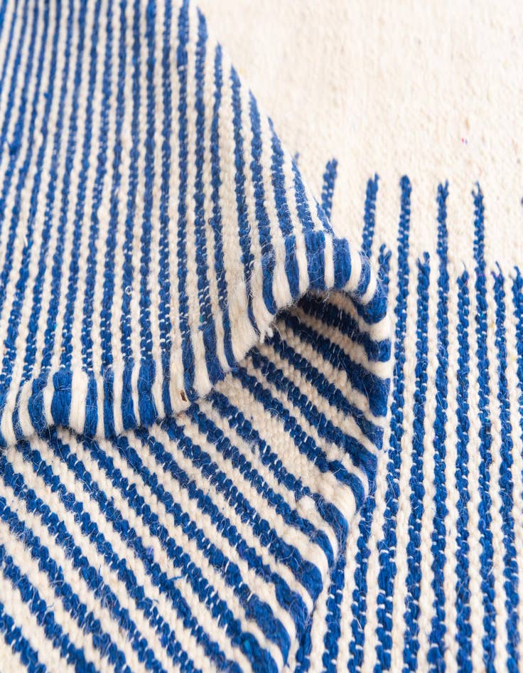 Detail image of  7' 2 x 11'  Hand Knotted Moroccan Wool Rug