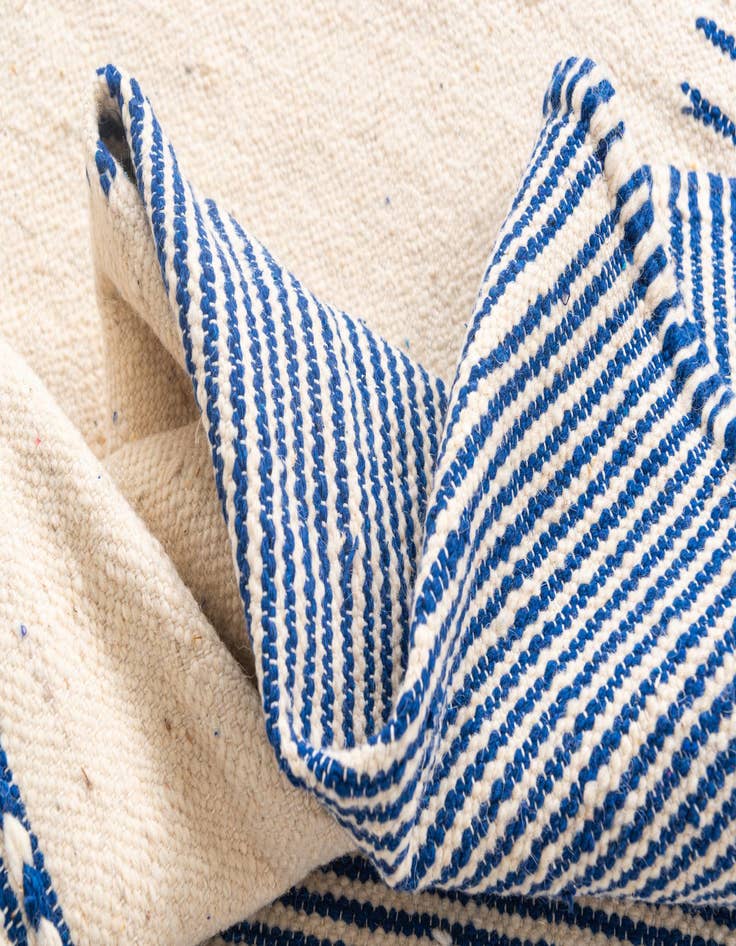 Detail image of  7' 2 x 11'  Hand Knotted Moroccan Wool Rug