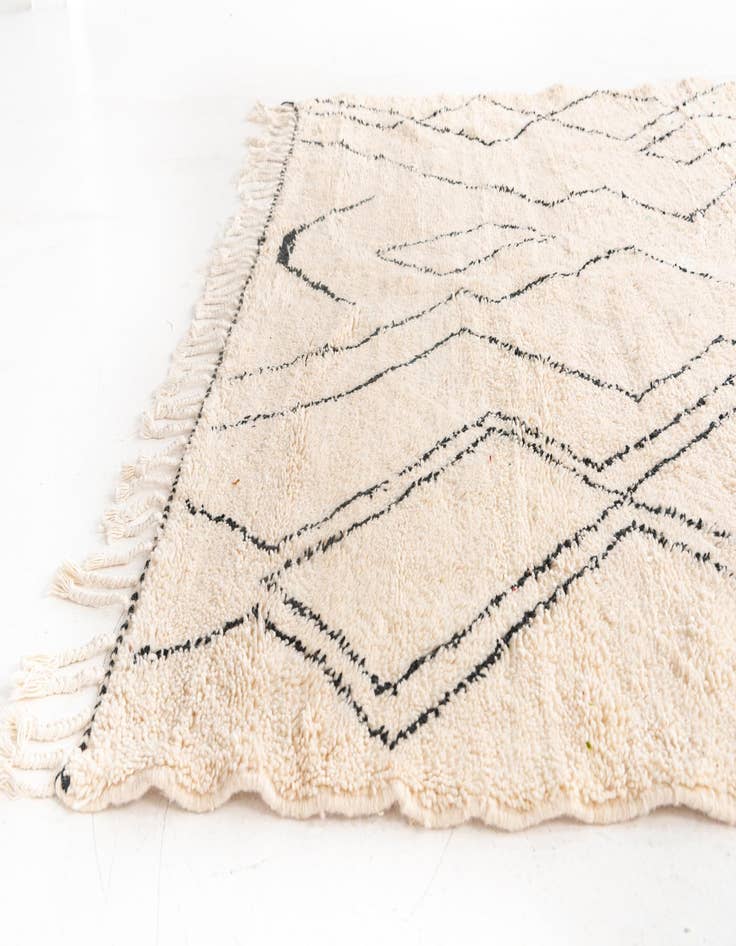 Detail image of  6' 10 x 9' 5  Hand Knotted Moroccan Wool Rug