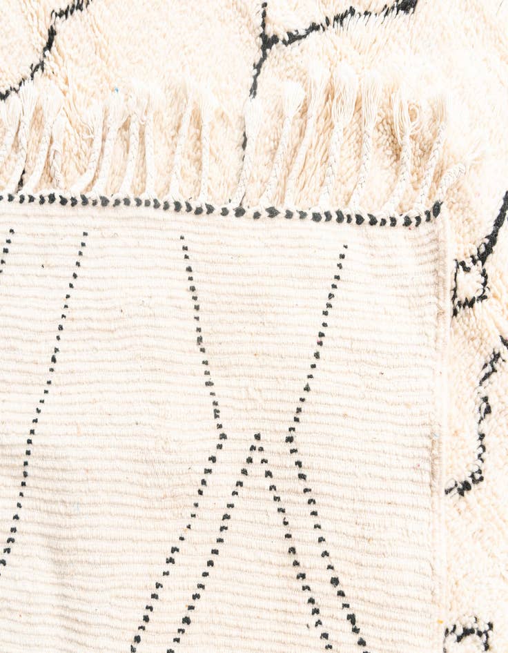 Detail image of  6' 10 x 9' 5  Hand Knotted Moroccan Wool Rug