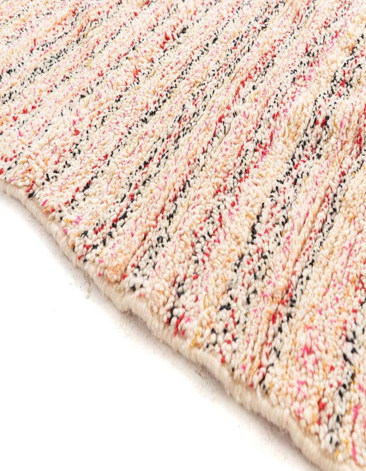 Detail image of  5' 1 x 6' 9  Hand Knotted Moroccan Wool Rug