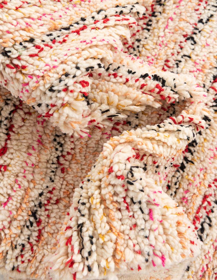 Detail image of  5' 1 x 6' 9  Hand Knotted Moroccan Wool Rug