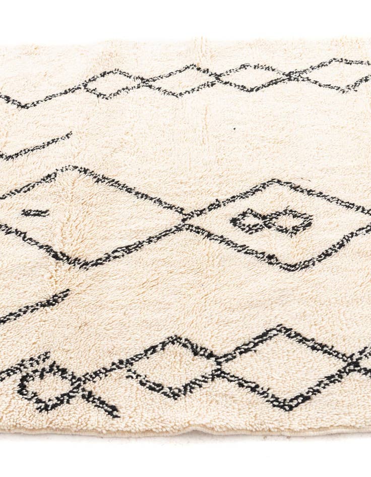 Detail image of  5' x 7' 7  Hand Knotted Moroccan Wool Rug