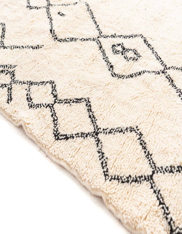 Detail image of  5' x 7' 7  Hand Knotted Moroccan Wool Rug