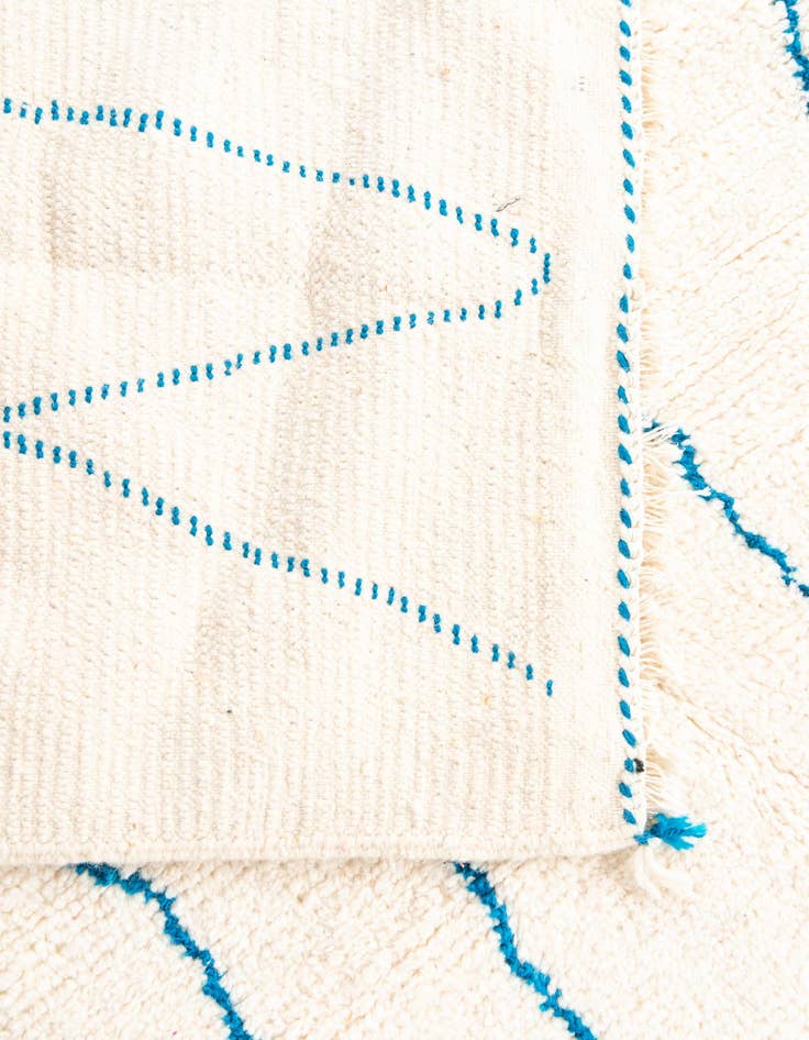 Detail image of  5' 6 x 8' 7  Hand Knotted Moroccan Wool Rug