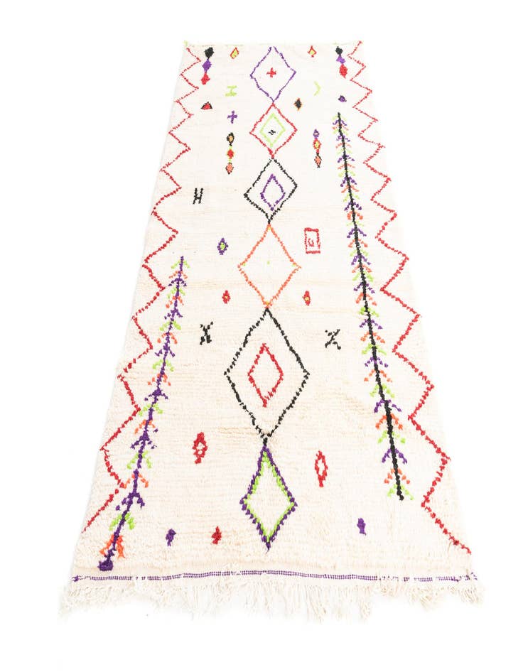 Detail image of  4' 10 x 8' 2  Hand Knotted Moroccan Wool Rug