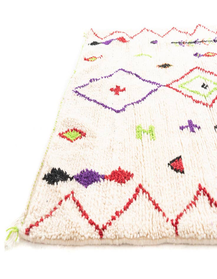 Detail image of  4' 10 x 8' 2  Hand Knotted Moroccan Wool Rug