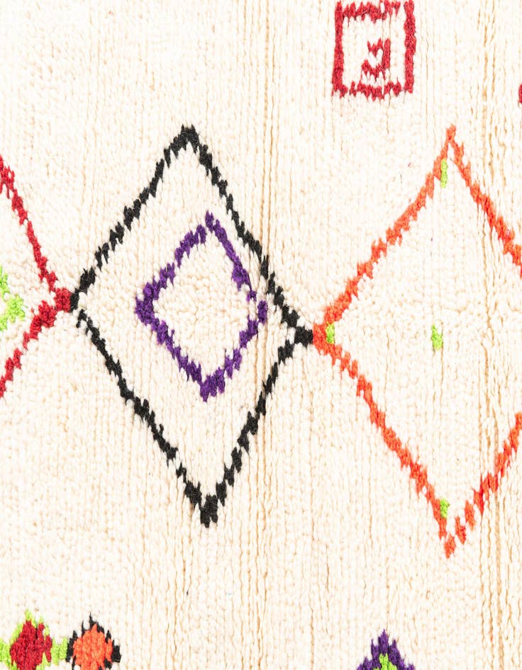 Detail image of  4' 10 x 8' 2  Hand Knotted Moroccan Wool Rug