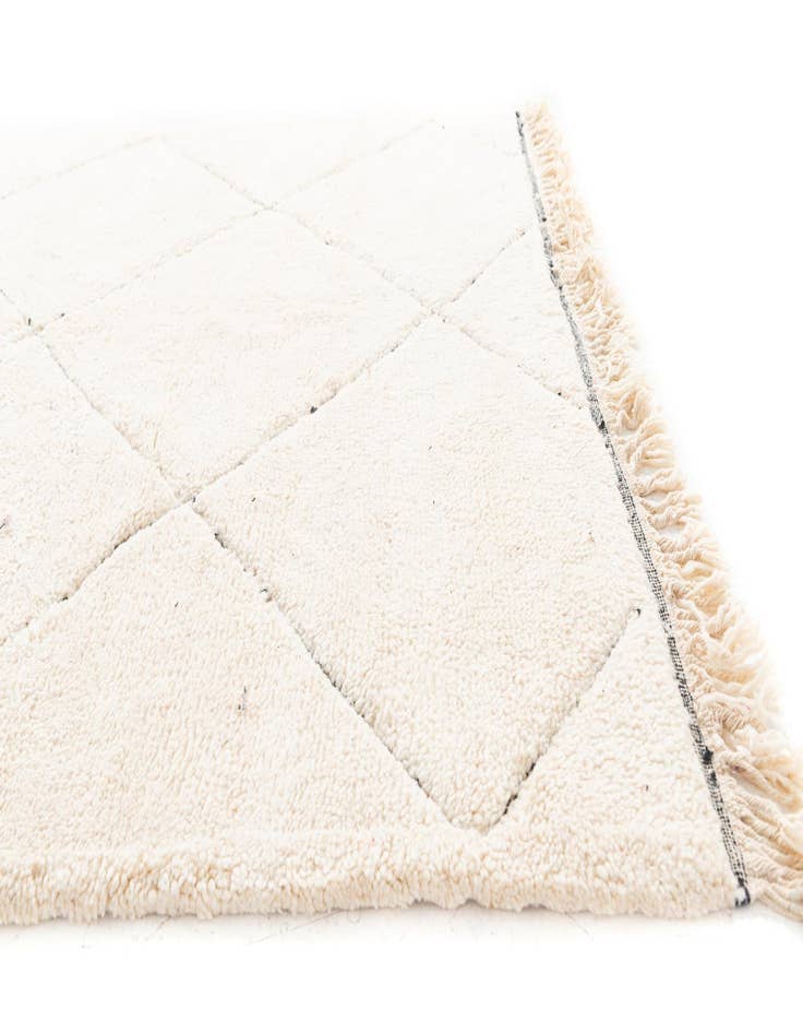 Detail image of  6' 6 x 9' 5  Hand Knotted Moroccan Wool Rug