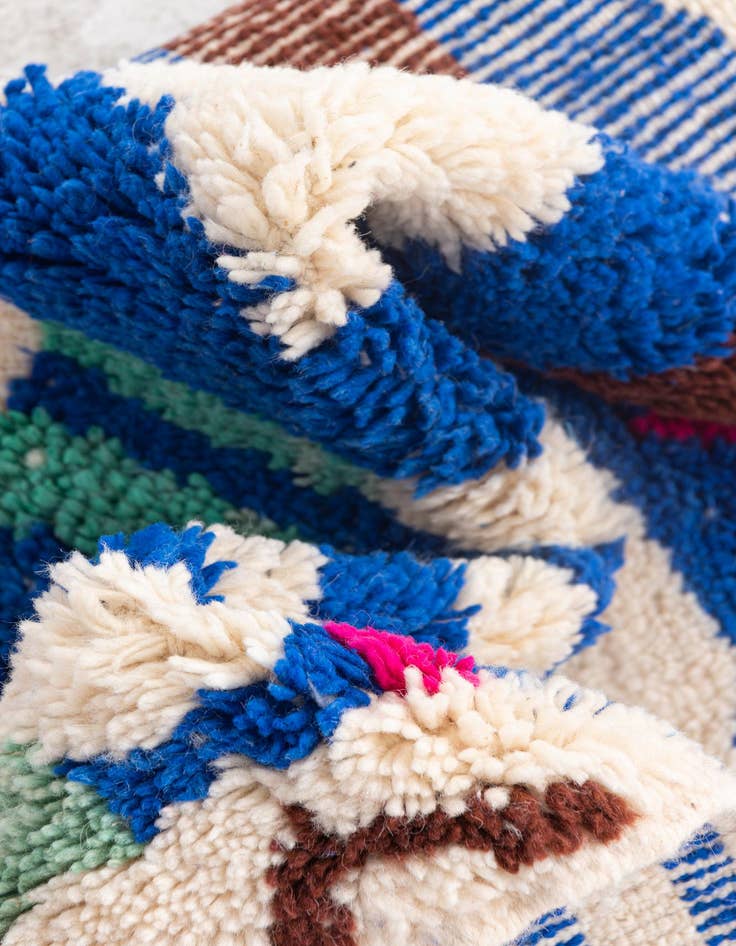 Detail image of  5' 3 x 8' 3  Hand Knotted Moroccan Wool Rug