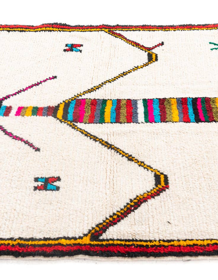 Detail image of  5' 2 x 8' 2  Hand Knotted Moroccan Wool Rug