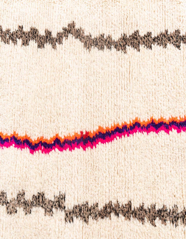 Detail image of  5' 2 x 6' 10  Hand Knotted Moroccan Wool Rug