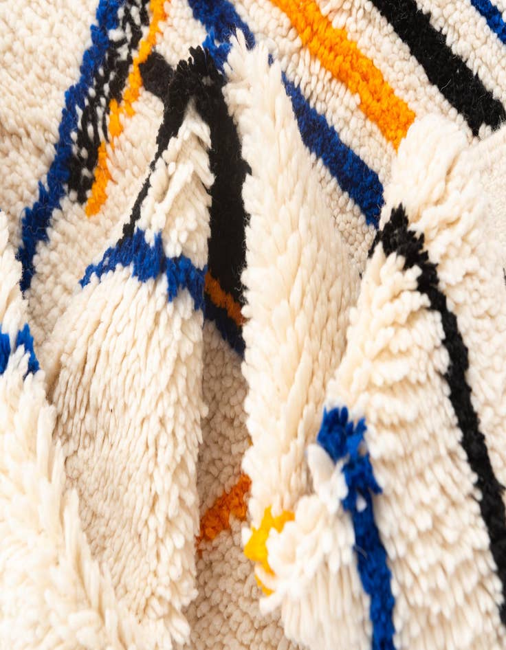 Detail image of  4' 10 x 7' 9  Hand Knotted Moroccan Wool Rug